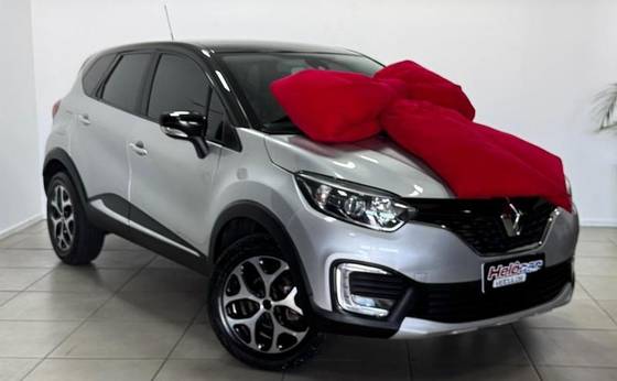 RENAULT CAPTUR 1.6 16V SCE FLEX INTENSE X-TRONIC RENAULT CAPTUR 1.6 16V SCE FLEX INTENSE X-TRONIC
